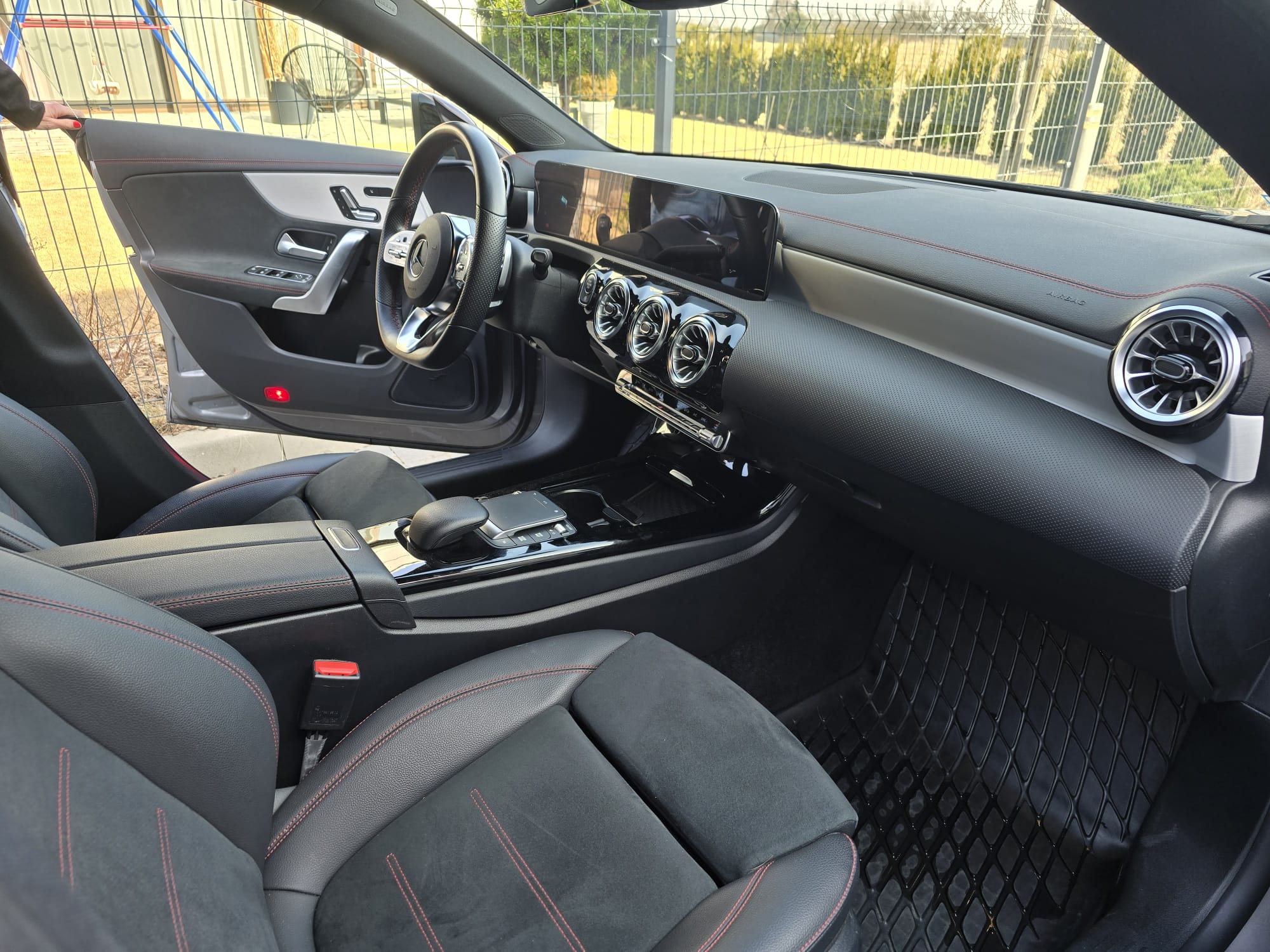 WhatsApp Image 2026-04-09 at 14.02.40 (3)