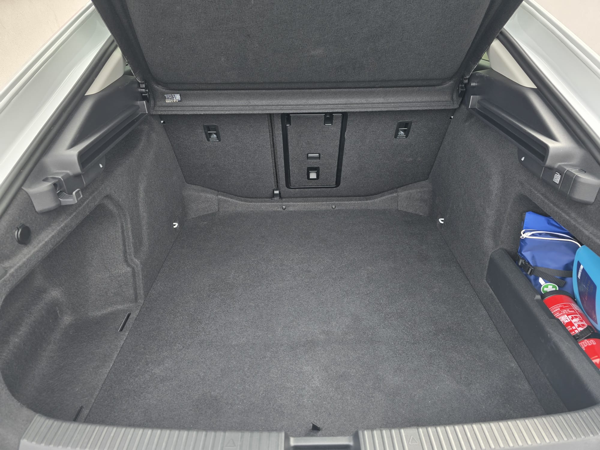 WhatsApp Image 2026-04-16 at 14.17.45 (8)