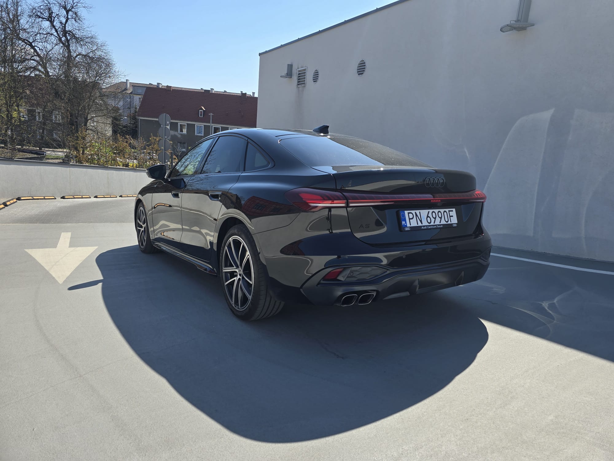 WhatsApp Image 2026-04-17 at 14.30.01 (11)