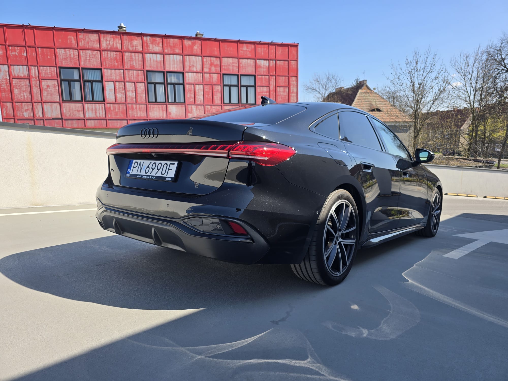 WhatsApp Image 2026-04-17 at 14.30.01 (5)